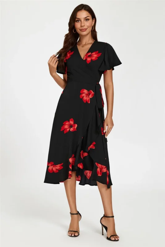 Wickelkleid Mit Engelsärmeln Und Blumenmuster In Schwarz