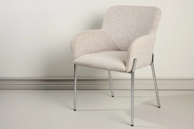 Stuhl Helora in Beige aus Polyester-Leinen