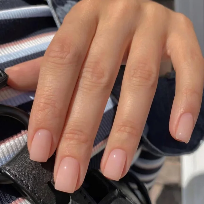 24 Stück Pale Pink Nägel Zum Aufkleben Kurz Glossy French Square