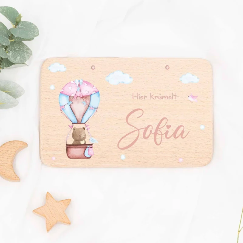 personalisiertes frühstücksbrettchen mit ballon-bär design