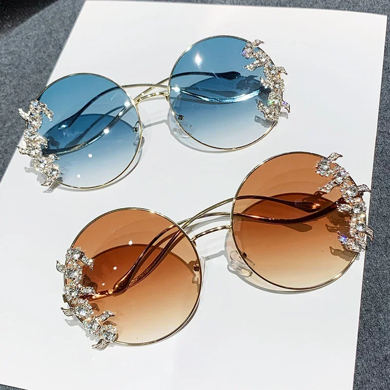 Damen Fashion-Sonnenbrille mit extravagantem Design und funkelnden Akzenten Karnz
