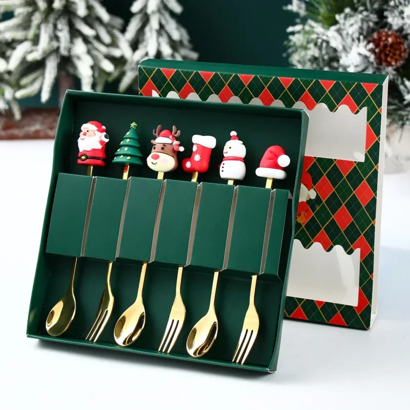 Weihnachtsbesteck Set mit Goldlöffel und Gabel im Santa Claus Design