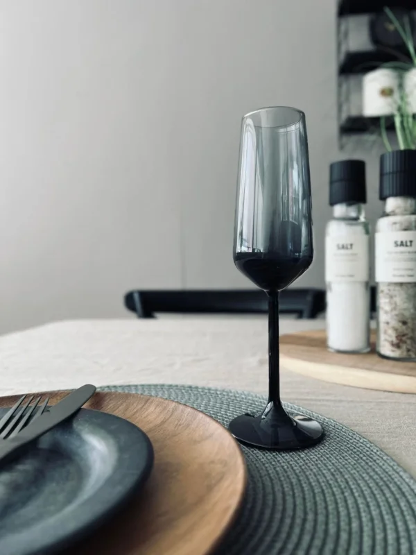 Champagneglas LUX - Røgfarvet 195ml - VIAMAJA.DK