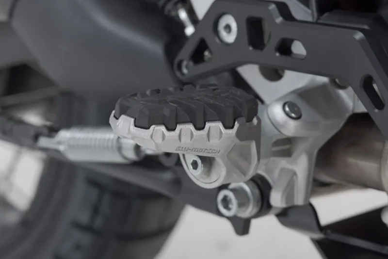 Ducati Desert X 950 [2025] - EVO Fußrasten-Kit – Bild 1